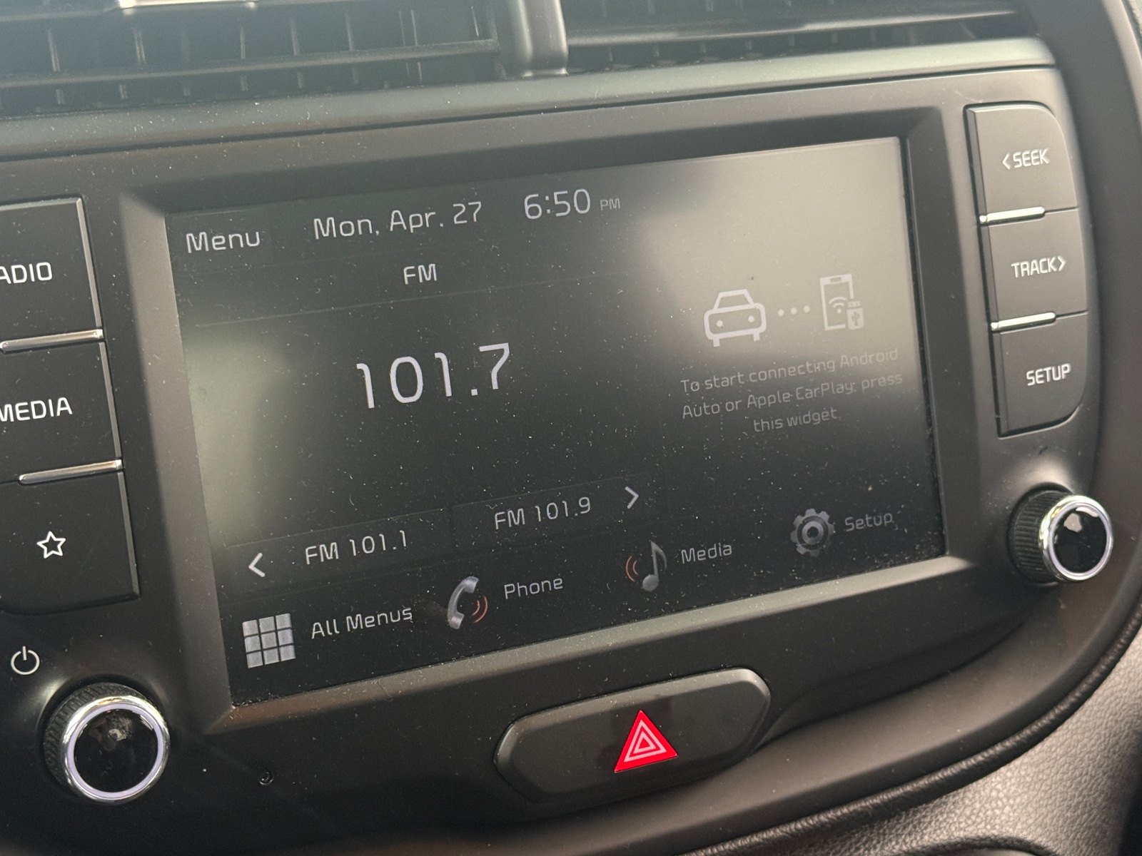 Thumbnail: 2023 Kia Soul - 4