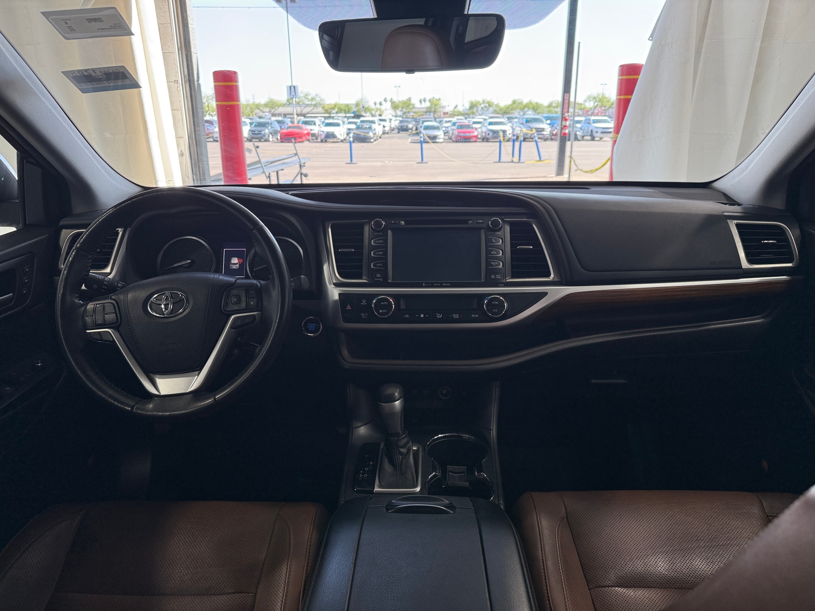 Thumbnail: 2018 Toyota Highlander - 2