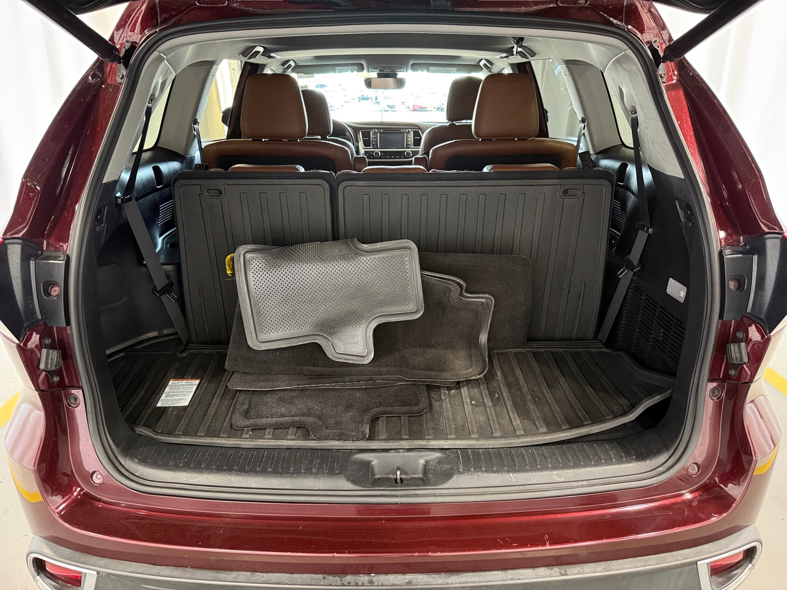 Thumbnail: 2018 Toyota Highlander - 6