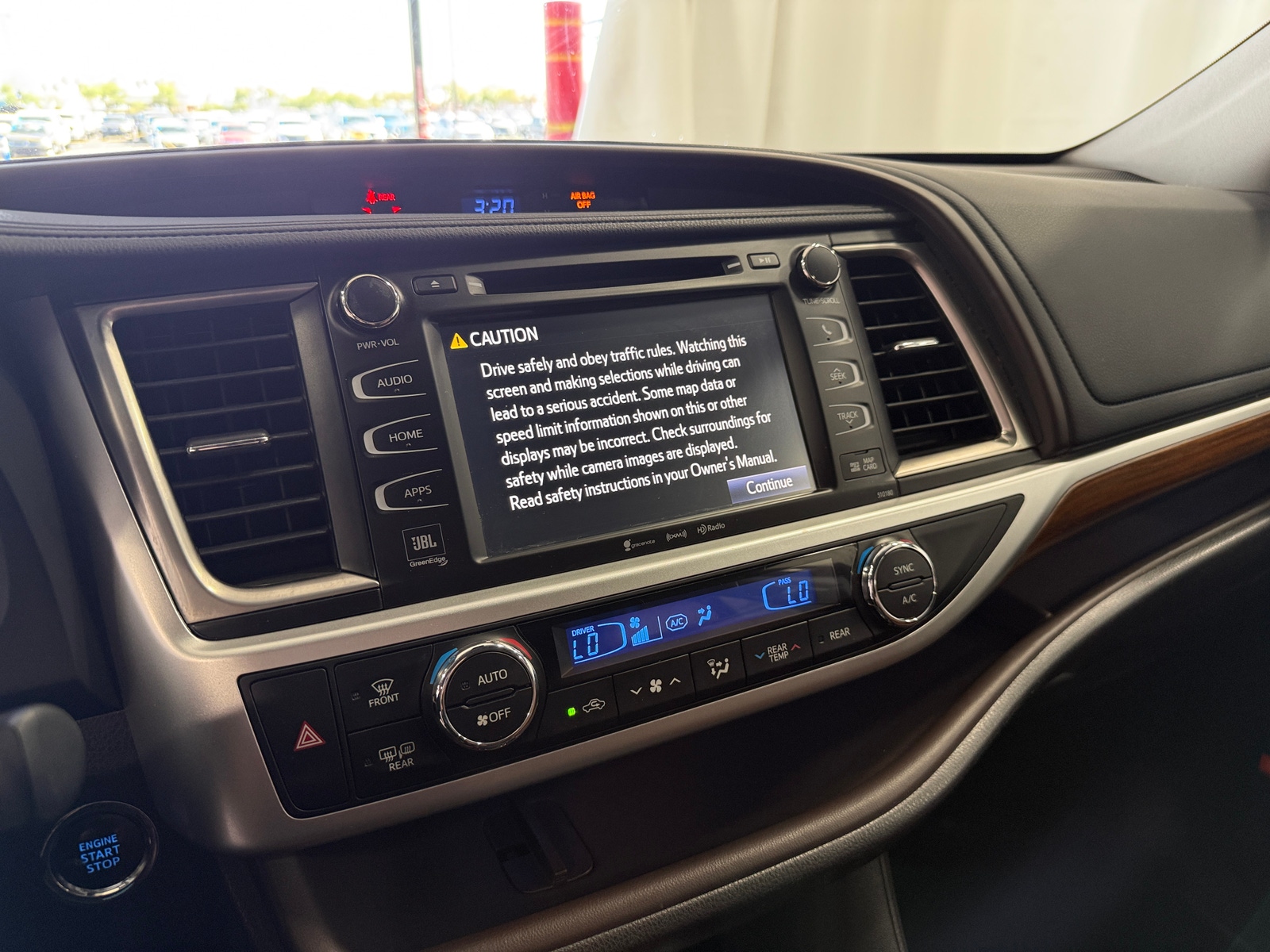 Thumbnail: 2018 Toyota Highlander - 3
