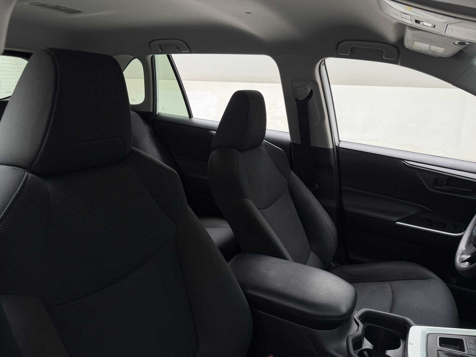 Thumbnail: 2020 Toyota RAV4 - 2