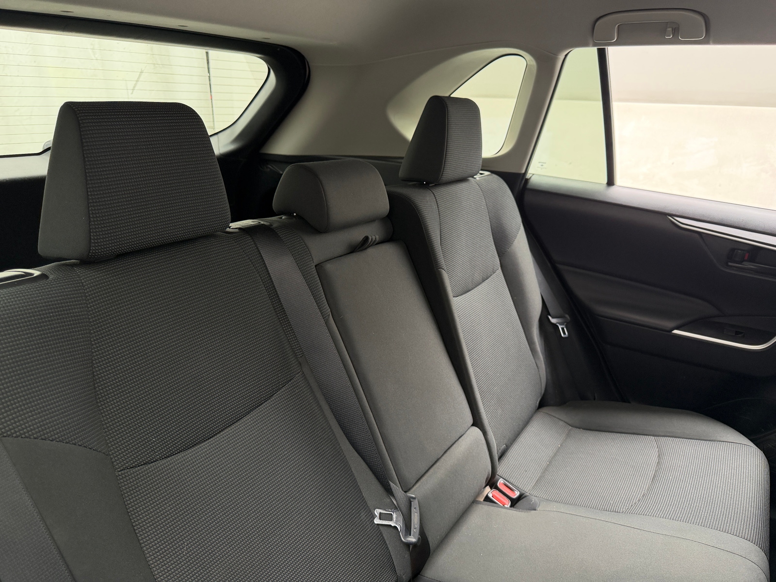 Thumbnail: 2020 Toyota RAV4 - 6