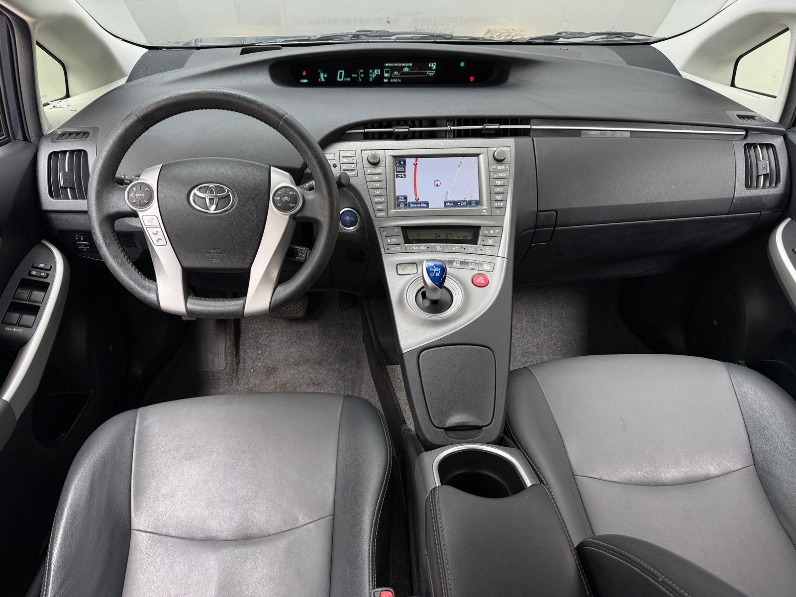 Thumbnail: 2014 Toyota Prius - 3