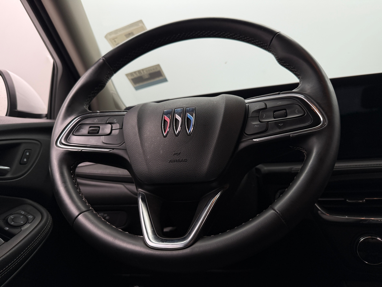 Thumbnail: 2025 Buick Encore GX - 5