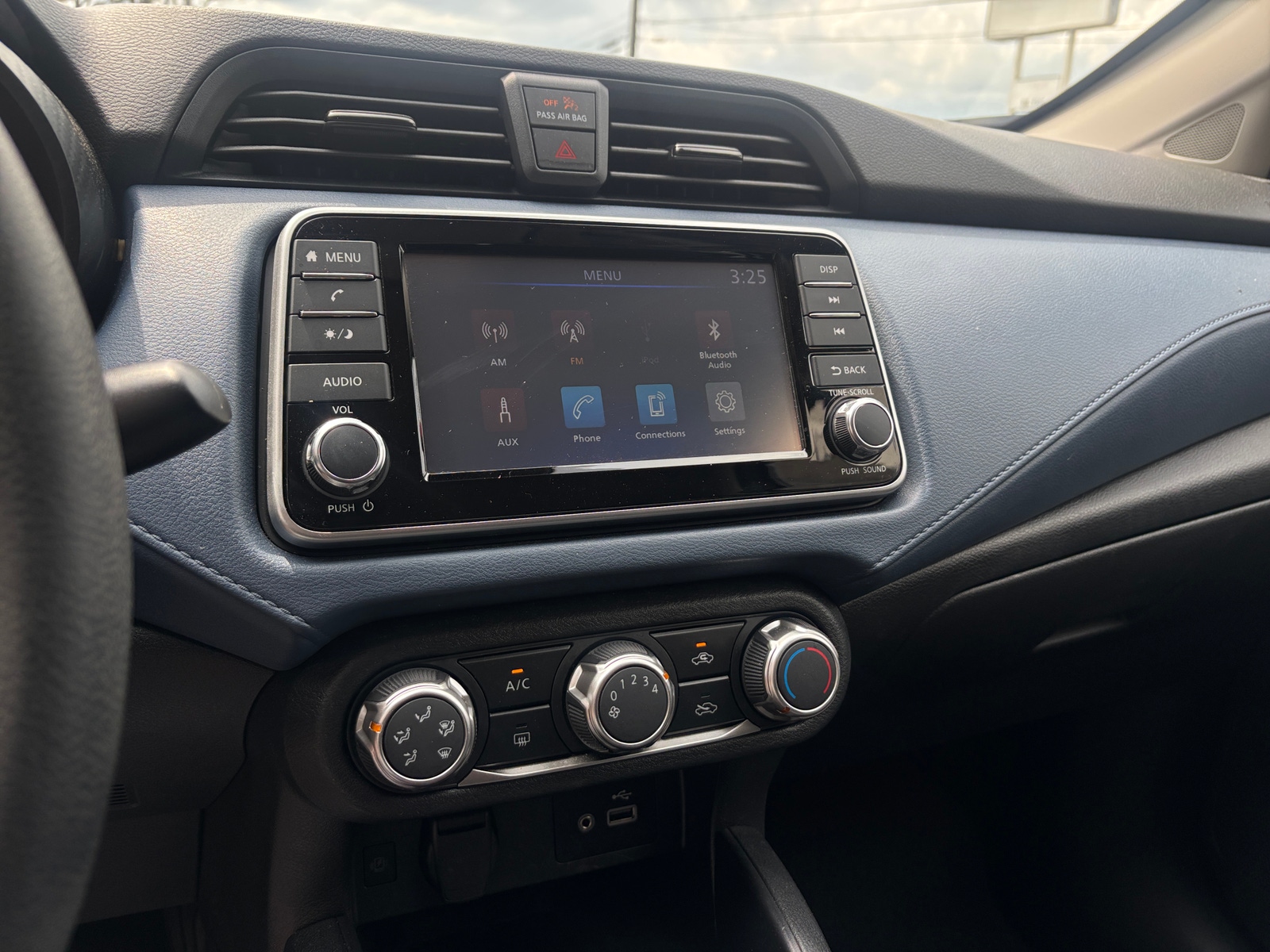 Thumbnail: 2025 Nissan Versa - 4
