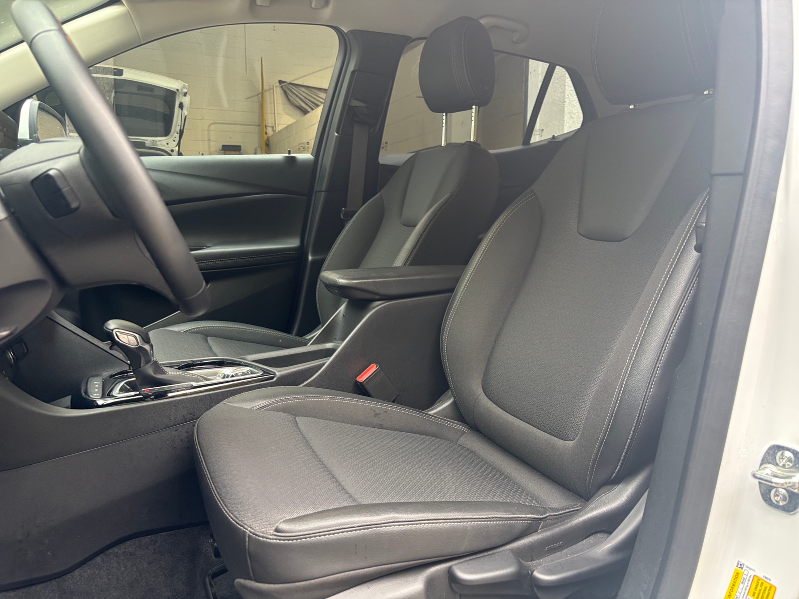 Thumbnail: 2025 Buick Encore GX - 2