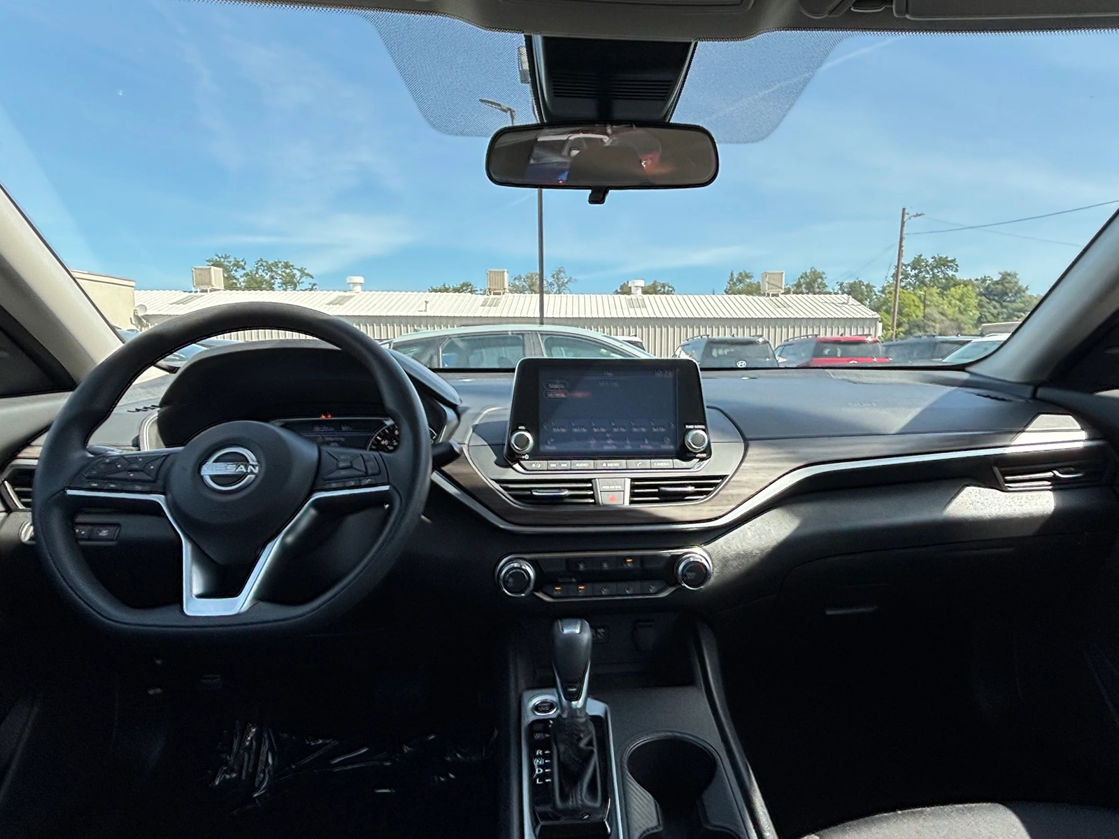 Thumbnail: 2025 Nissan Altima - 3