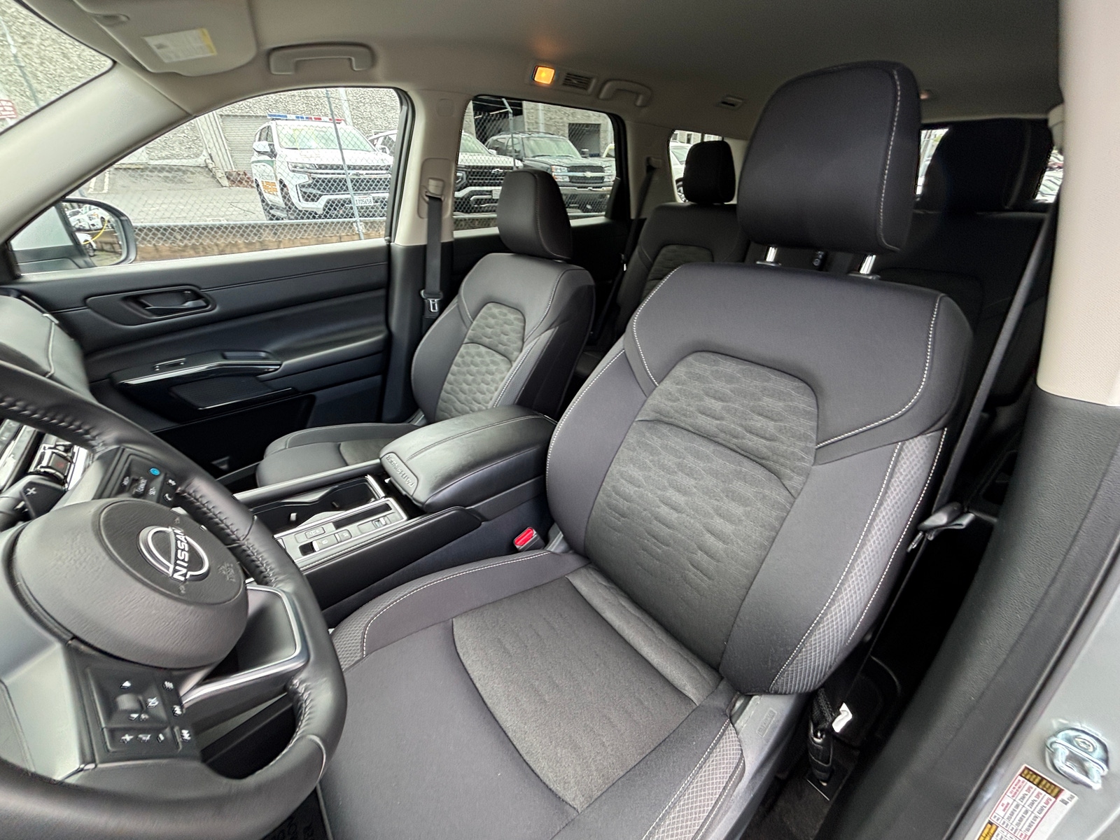 Thumbnail: 2025 Nissan Pathfinder - 2