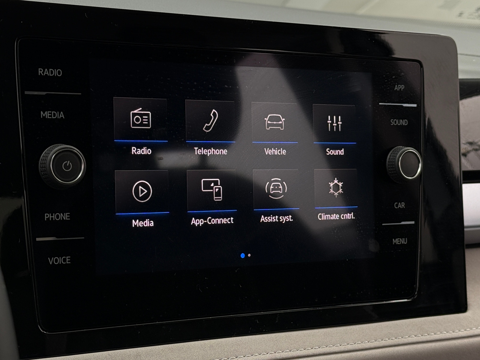 Thumbnail: 2025 Volkswagen Taos - 3