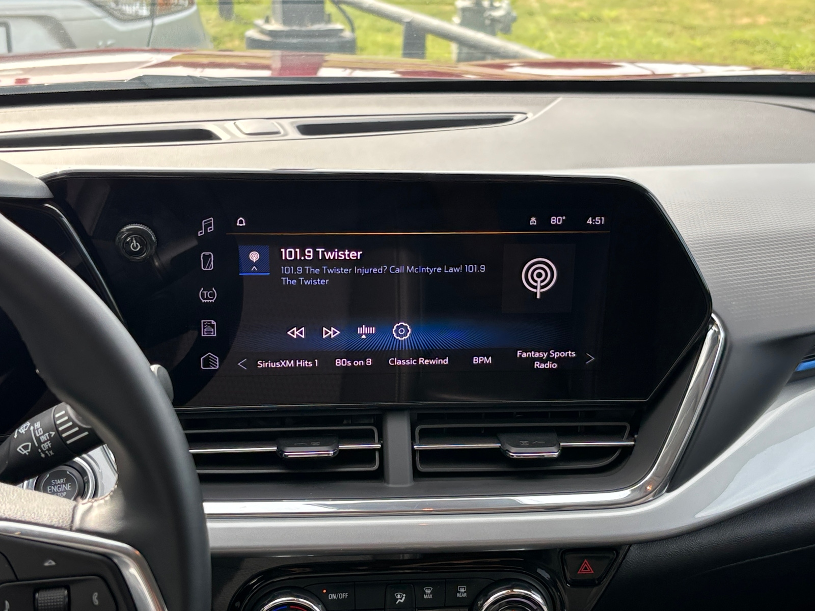 Thumbnail: 2025 Chevrolet Trax - 4