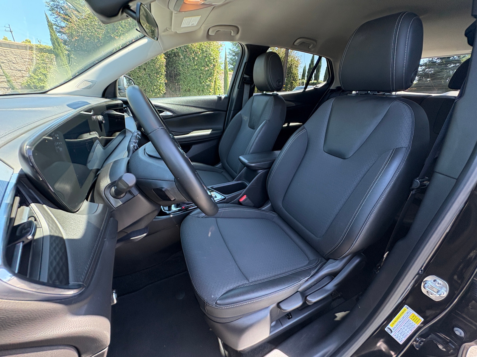 Thumbnail: 2025 Buick Encore GX - 2
