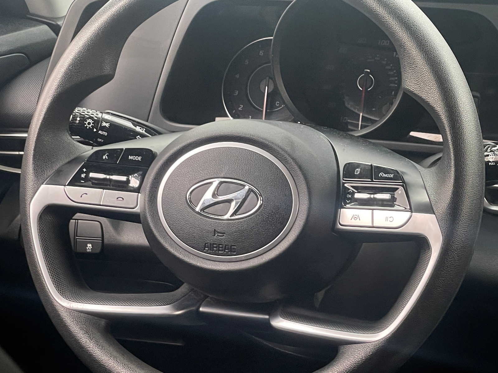 Thumbnail: 2021 Hyundai Elantra - 5
