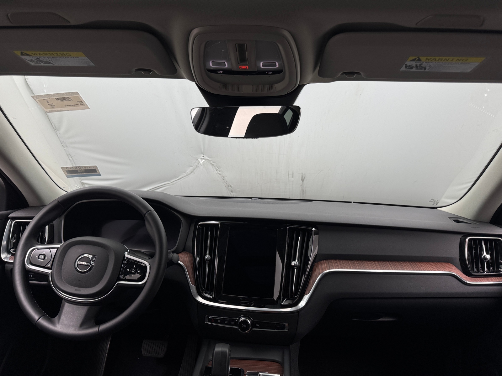 Thumbnail: 2024 Volvo S60 - 2