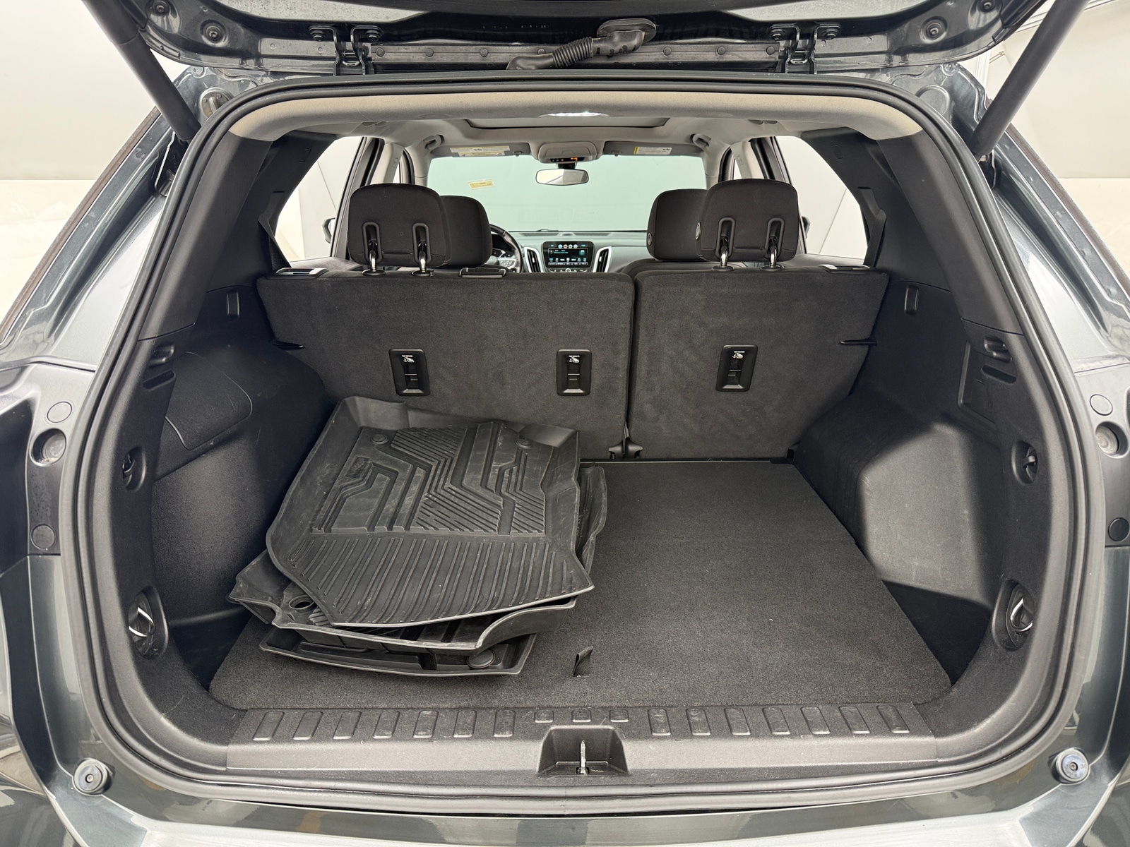 Thumbnail: 2018 Chevrolet Equinox - 7