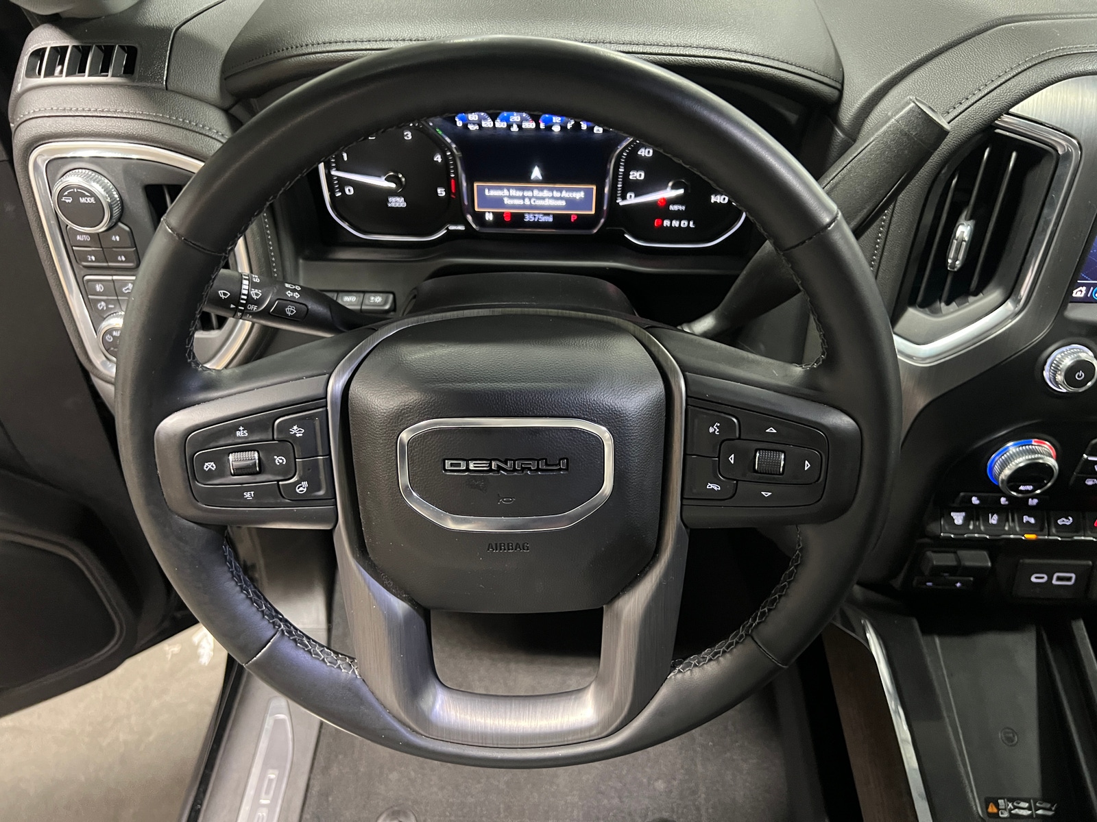 Thumbnail: 2023 GMC Sierra 2500 - 4