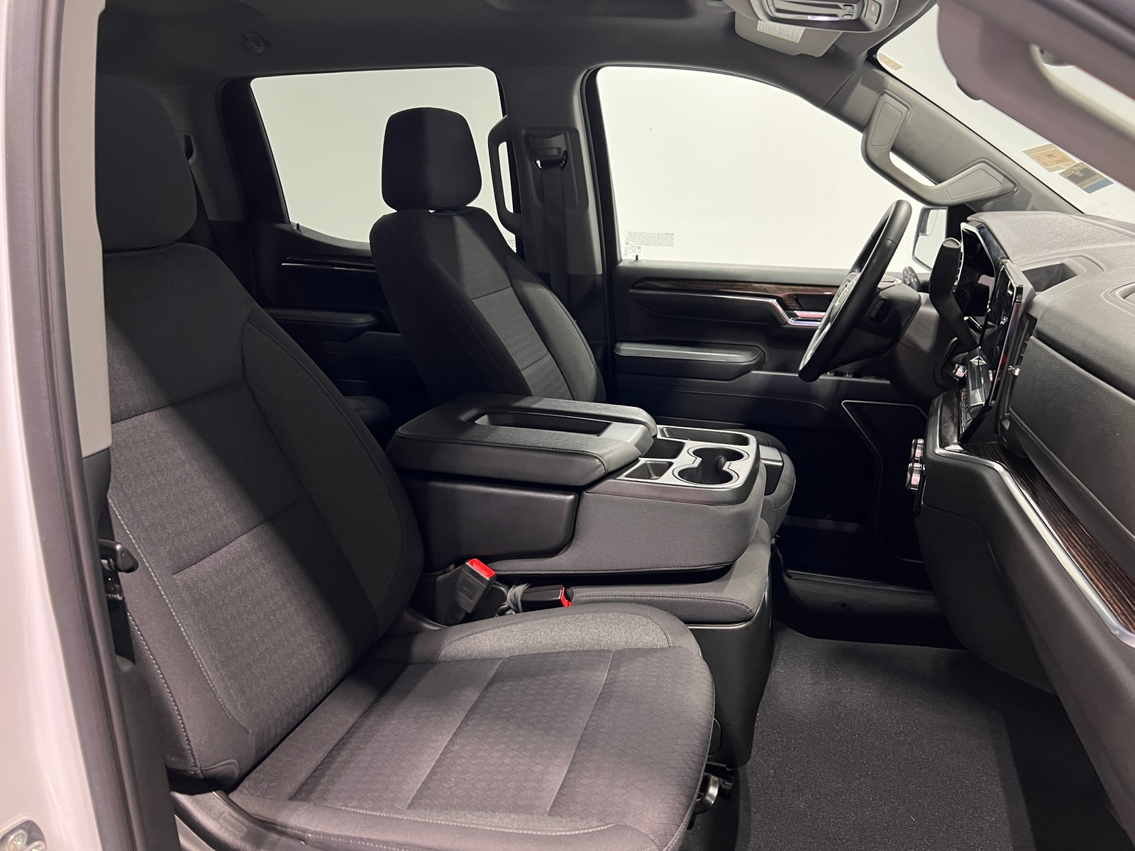 Thumbnail: 2023 GMC Sierra 1500 - 2