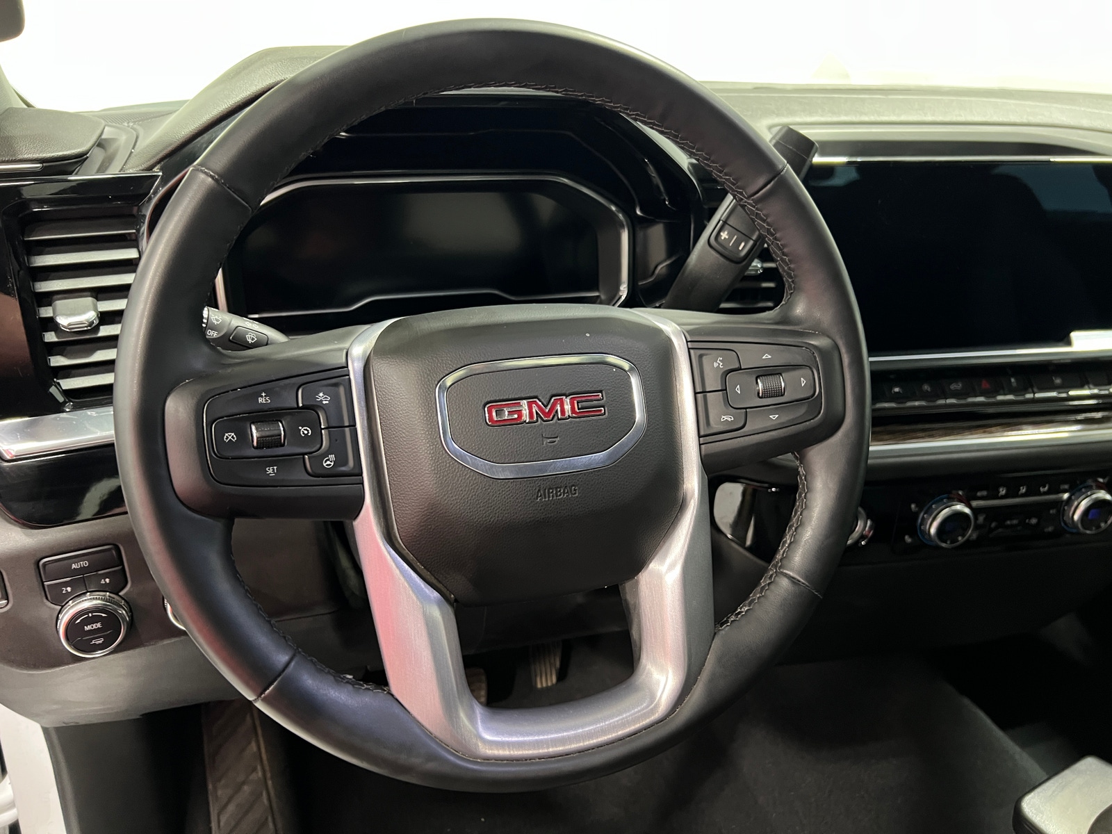 Thumbnail: 2023 GMC Sierra 1500 - 5