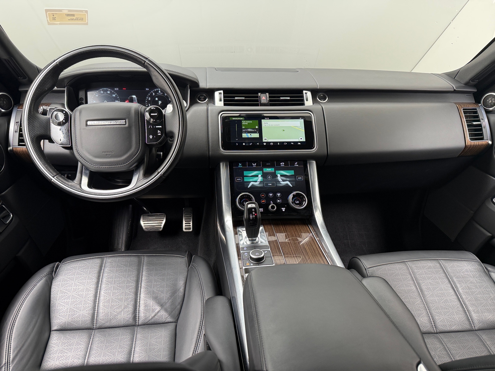 Thumbnail: 2019 Land Rover Range Rover Sport - 2