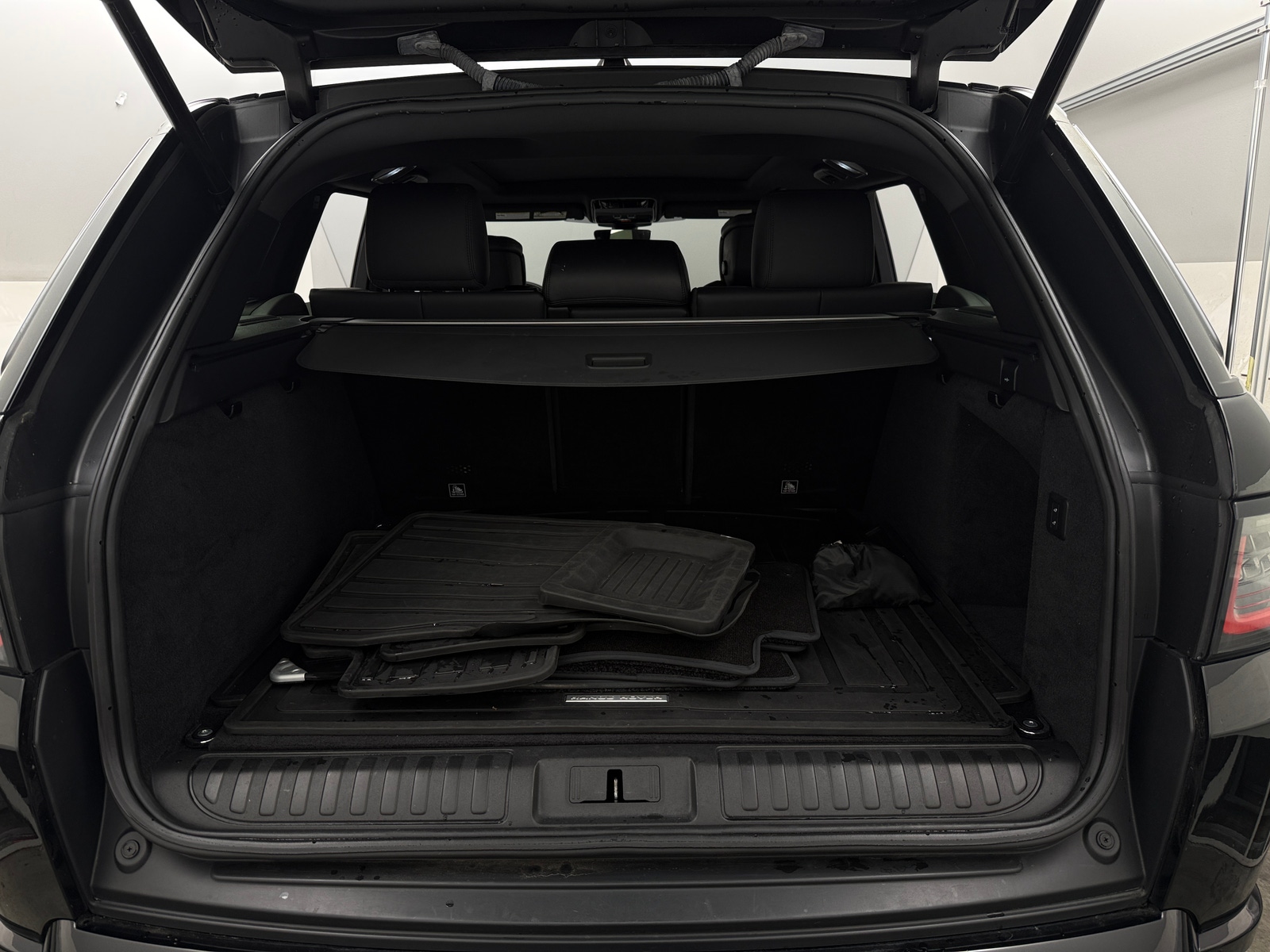 Thumbnail: 2019 Land Rover Range Rover Sport - 6