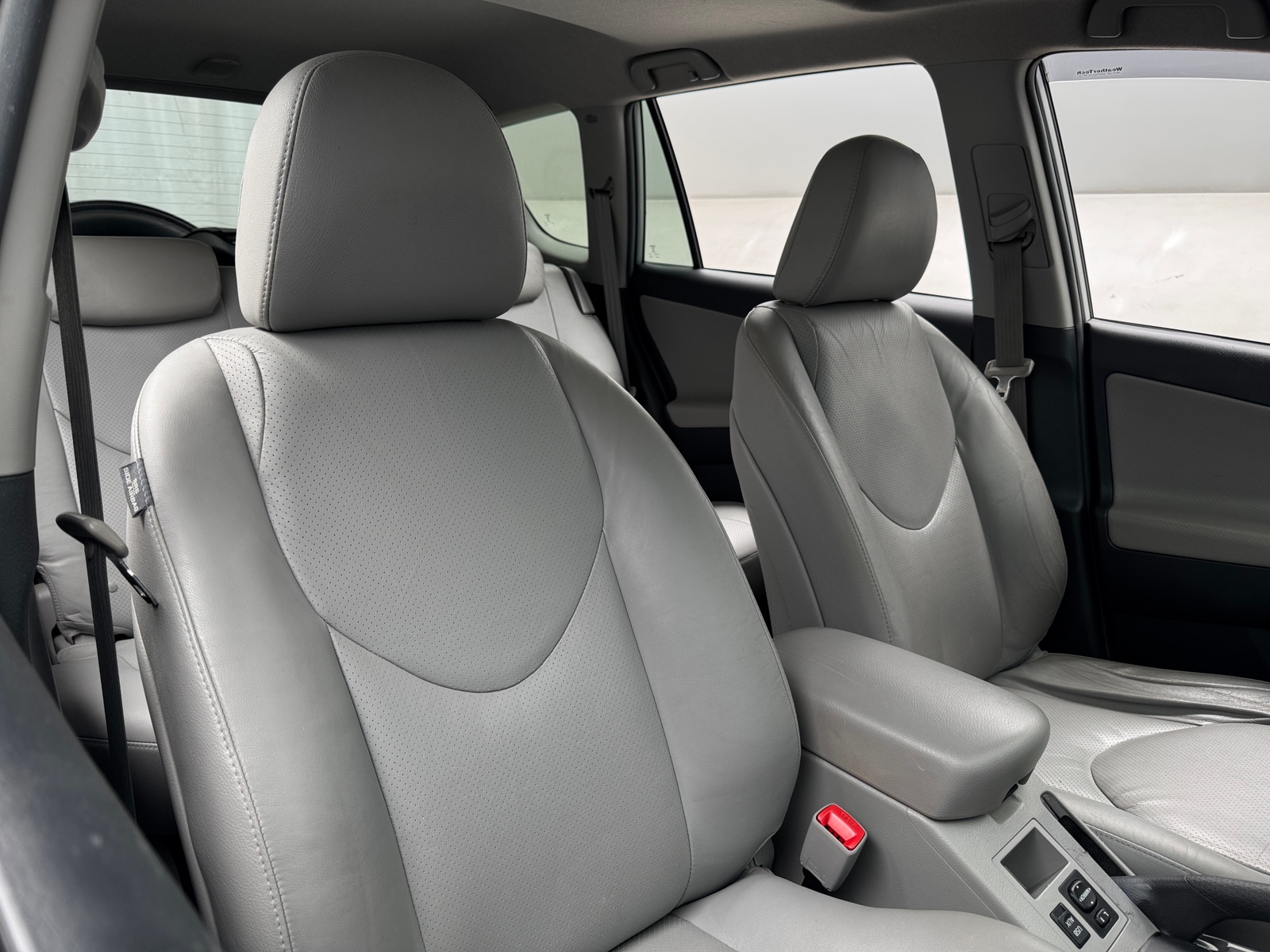 Thumbnail: 2012 Toyota RAV4 - 2