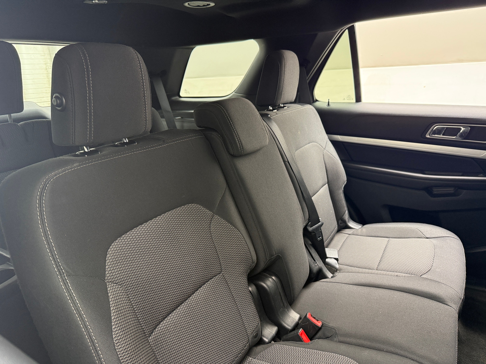 Thumbnail: 2017 Ford Explorer - 6