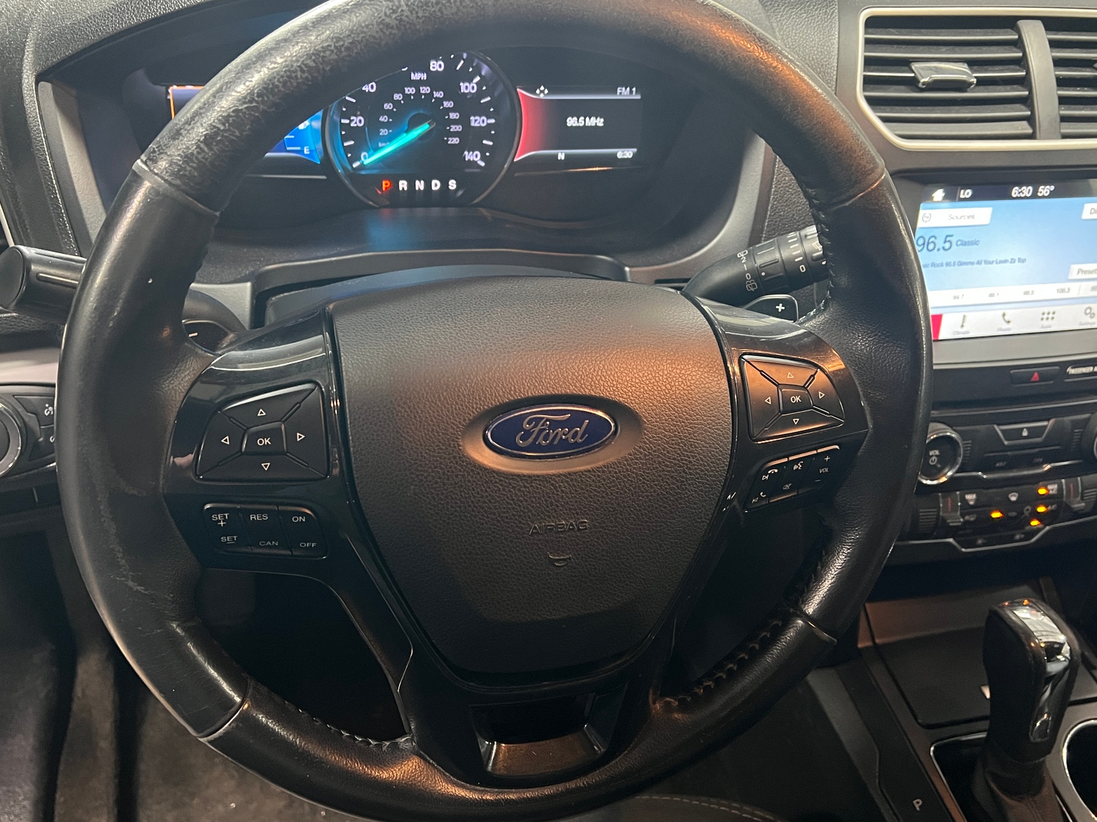Thumbnail: 2017 Ford Explorer - 5