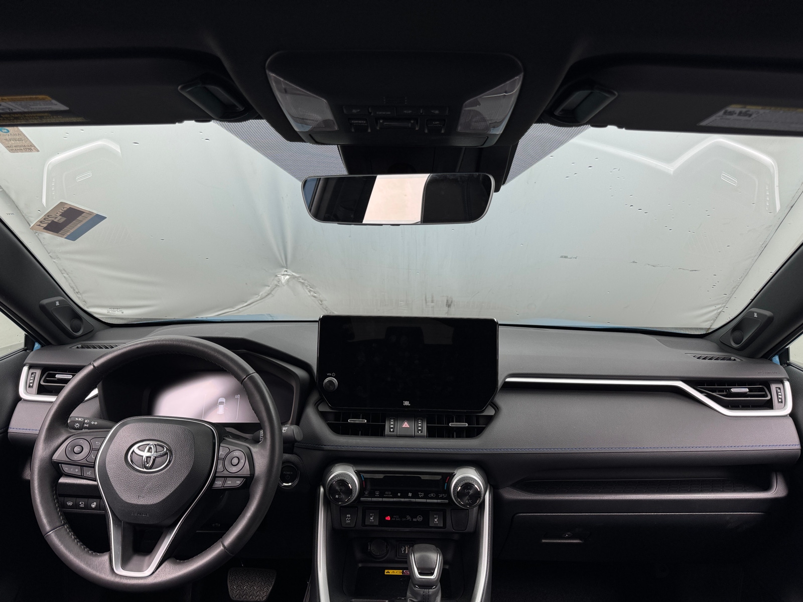 Thumbnail: 2025 Toyota RAV4 - 3