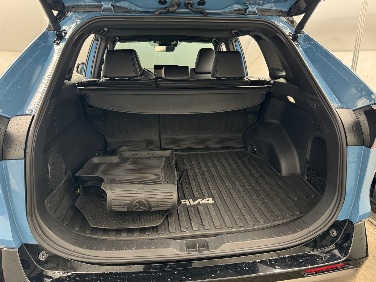 Thumbnail: 2025 Toyota RAV4 - 7