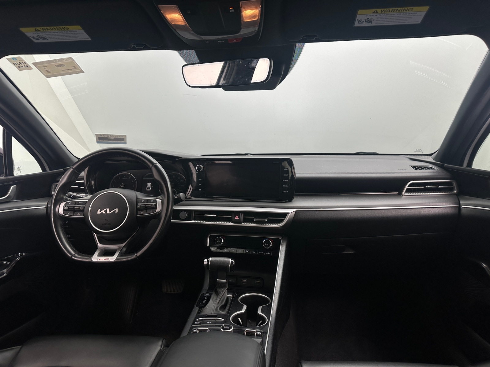 Thumbnail: 2022 Kia K5 - 3