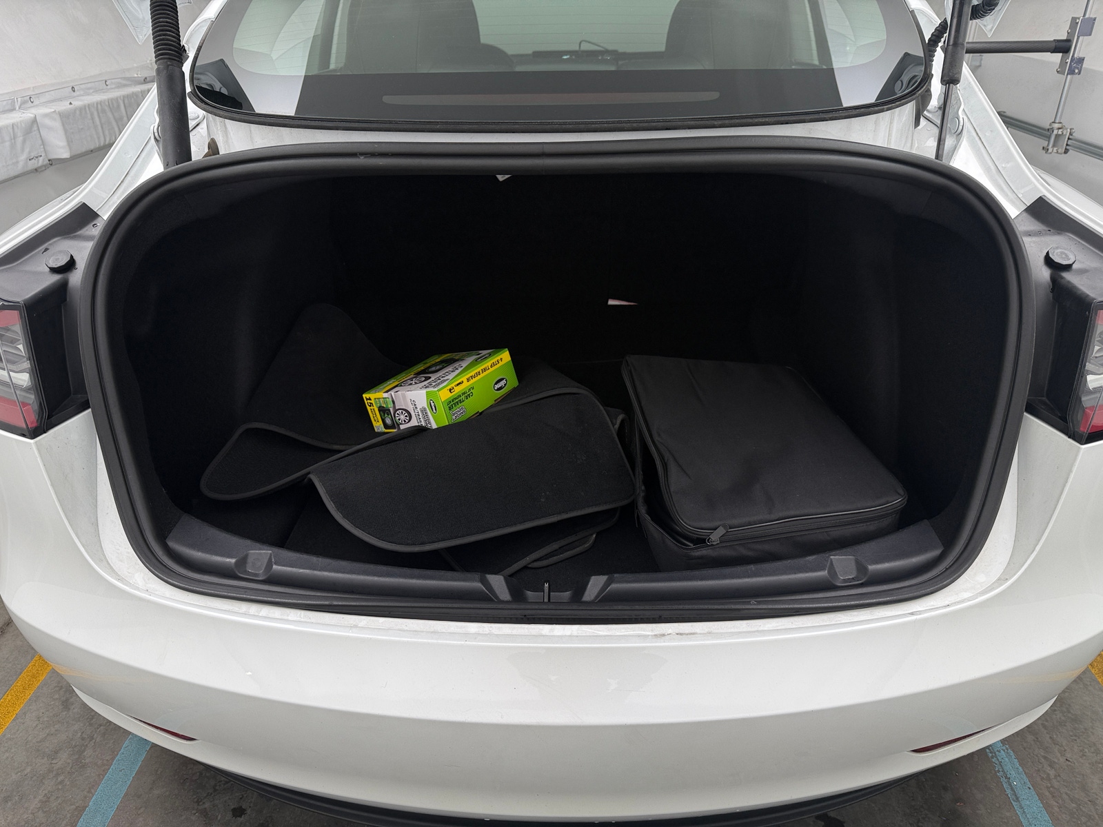 Thumbnail: 2023 Tesla Model 3 - 5