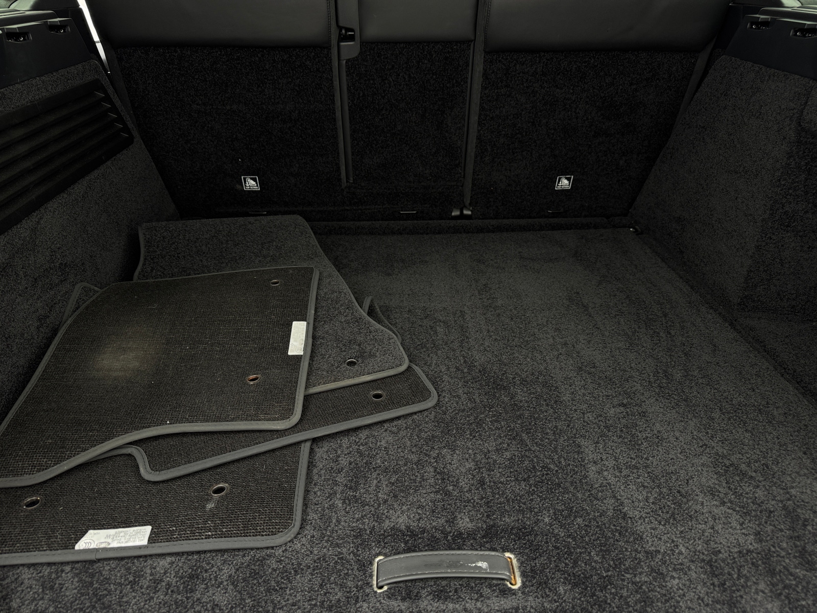 Thumbnail: 2020 Land Rover Range Rover - 6