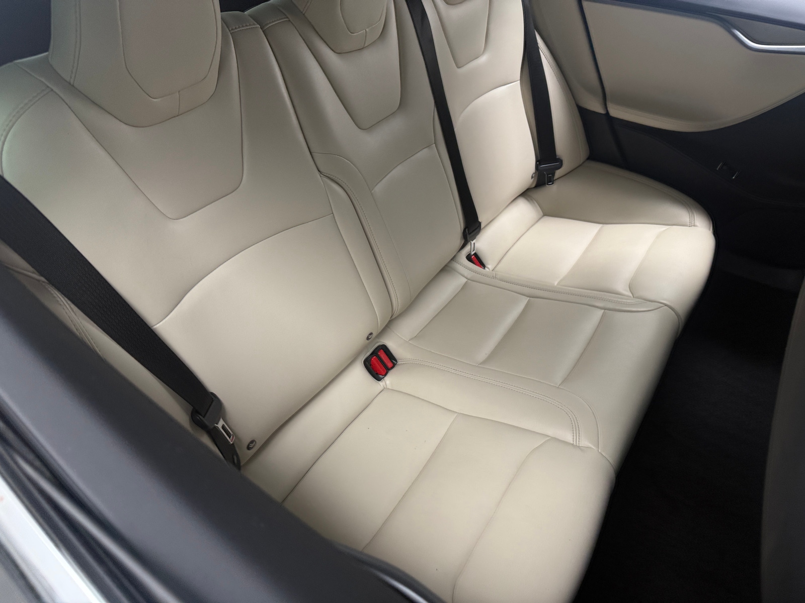 Thumbnail: 2020 Tesla Model S - 5