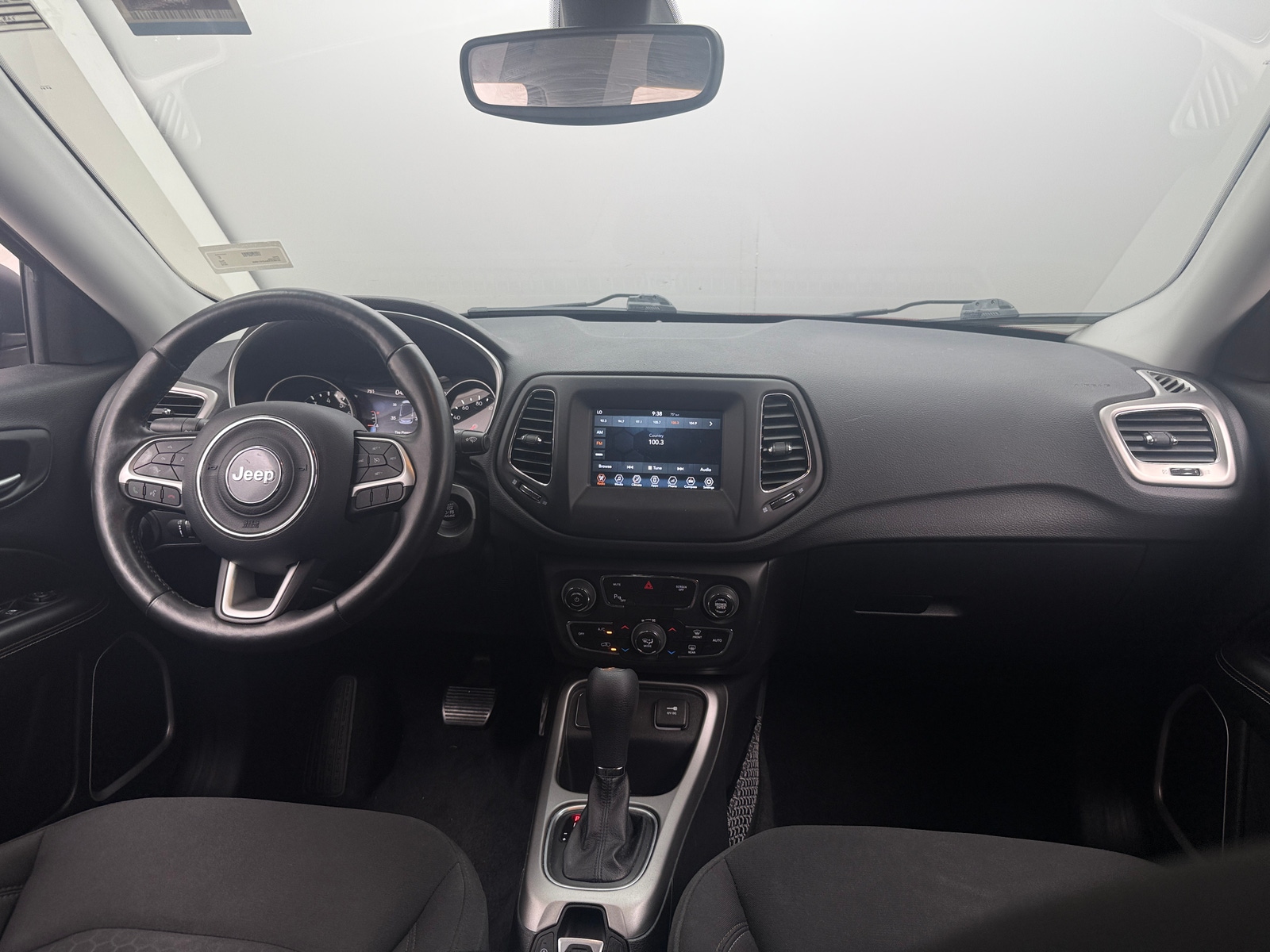 Thumbnail: 2018 Jeep Compass - 3