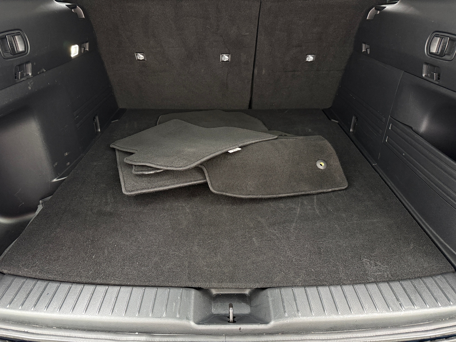 Thumbnail: 2025 Mazda CX-50 - 6