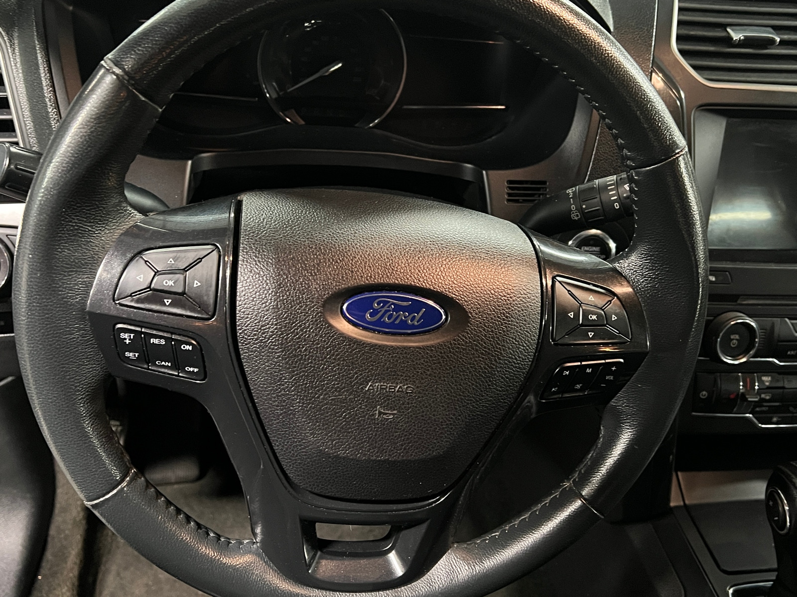 Thumbnail: 2018 Ford Explorer - 4