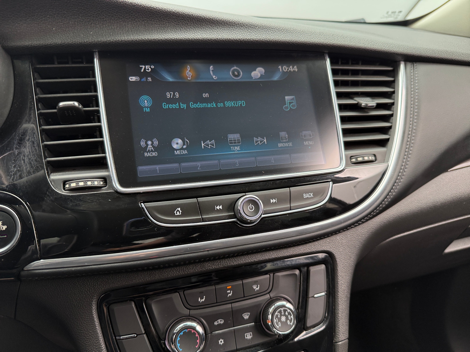 Thumbnail: 2019 Buick Encore - 3