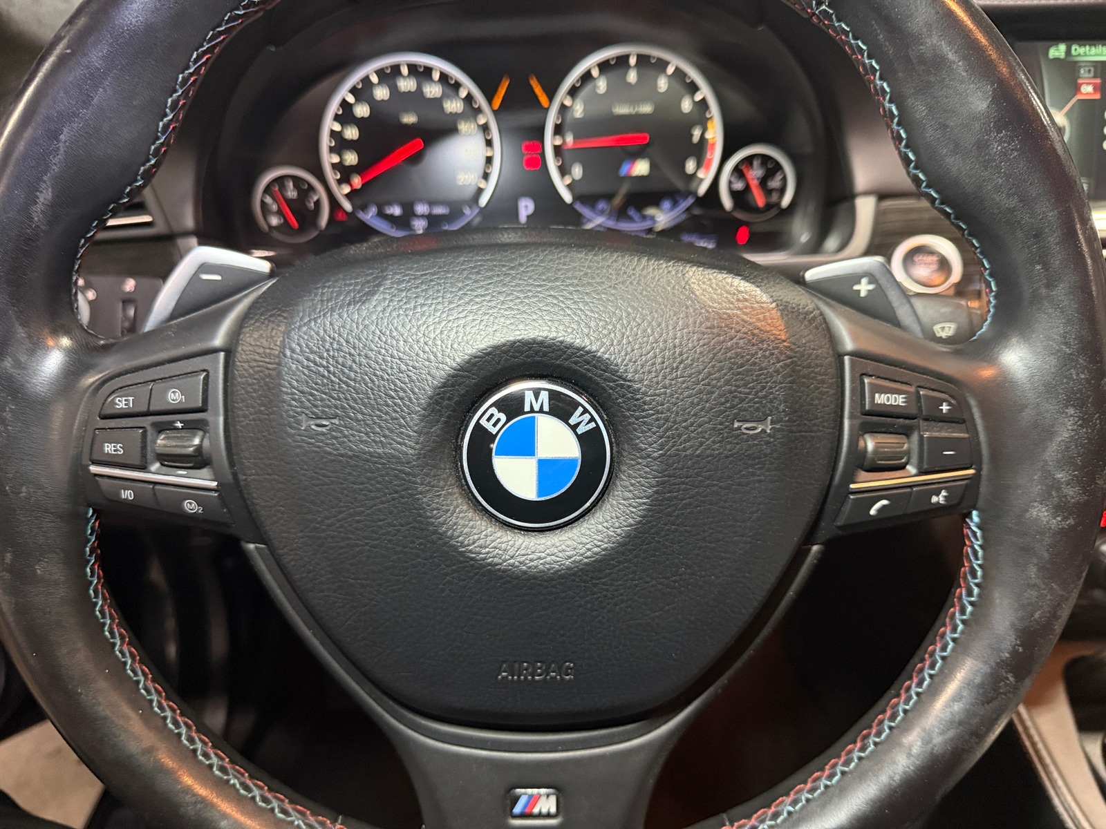 Thumbnail: 2013 BMW M5 - 4