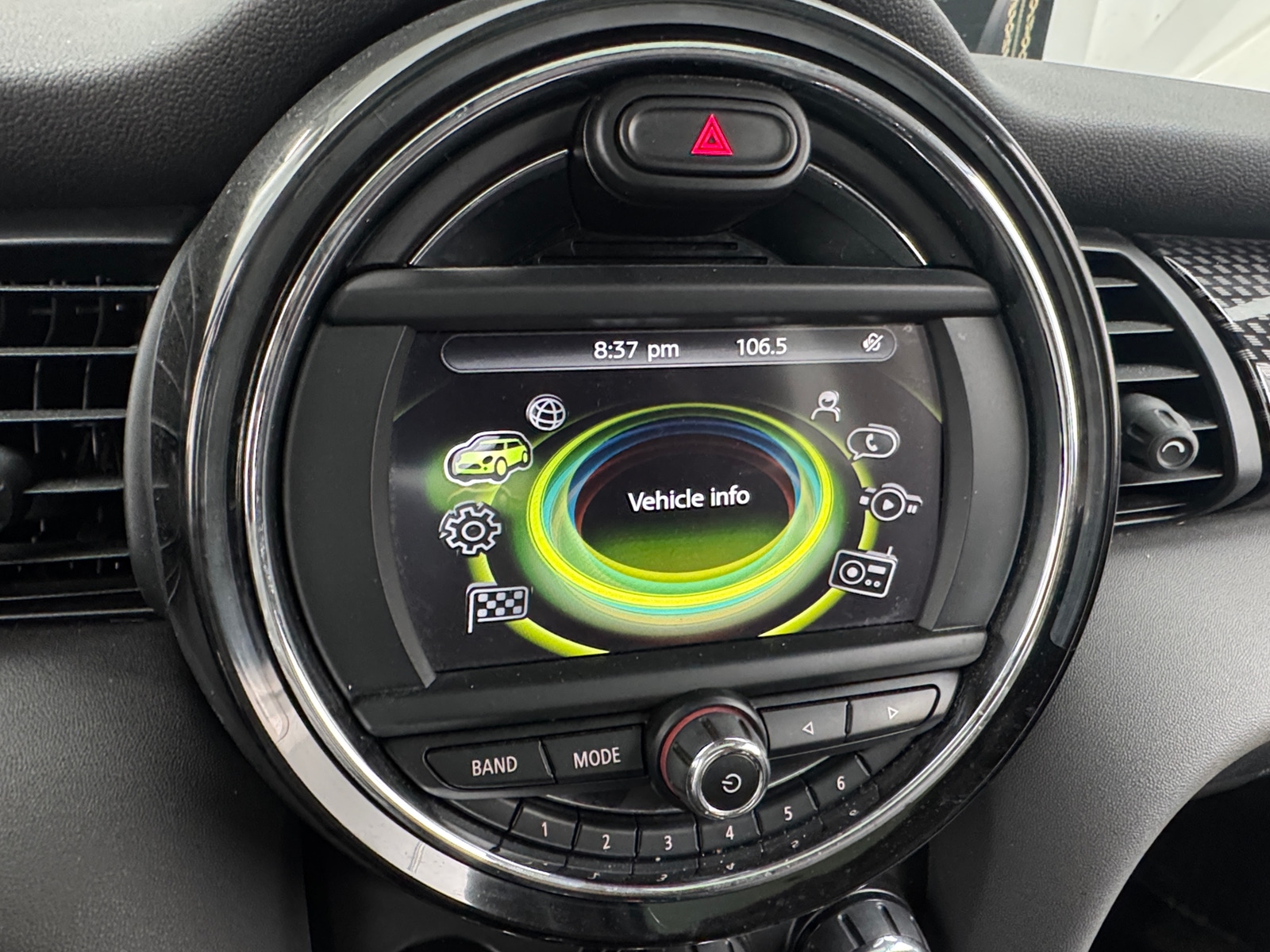 Thumbnail: 2015 MINI Cooper Hardtop - 3