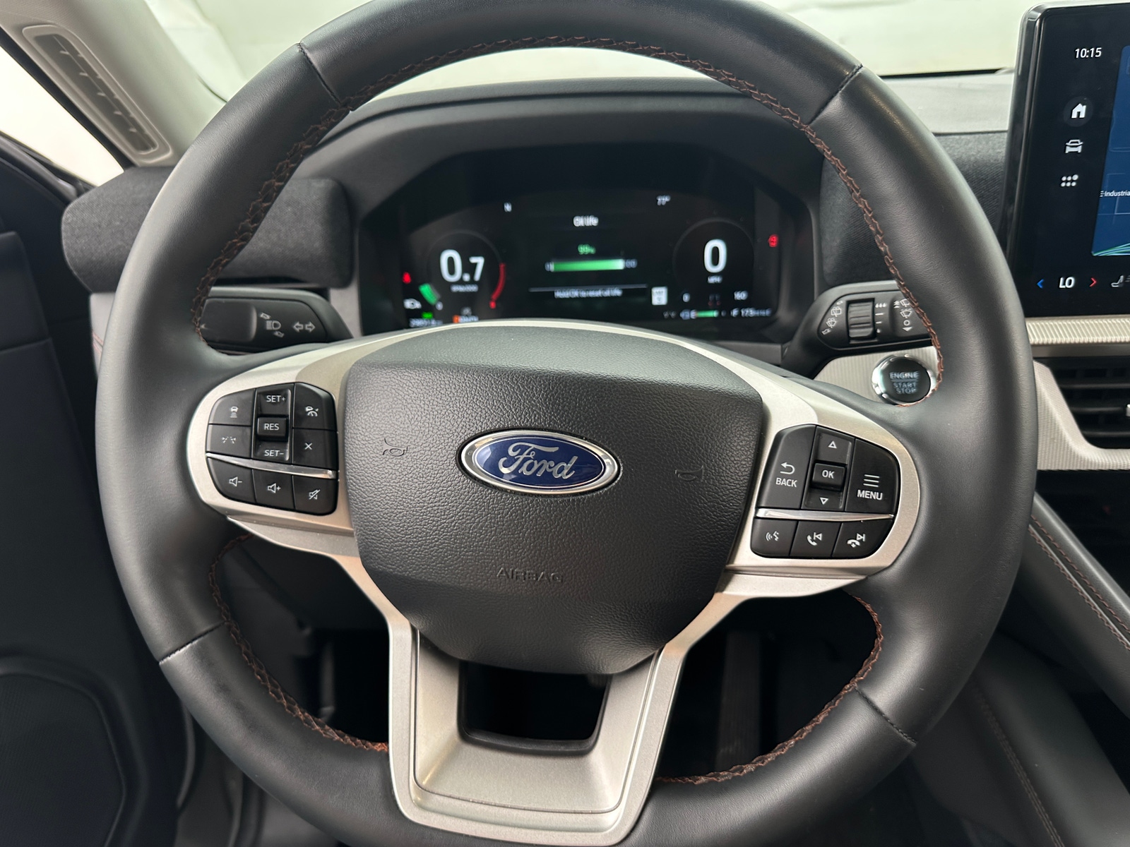 Thumbnail: 2025 Ford Explorer - 5