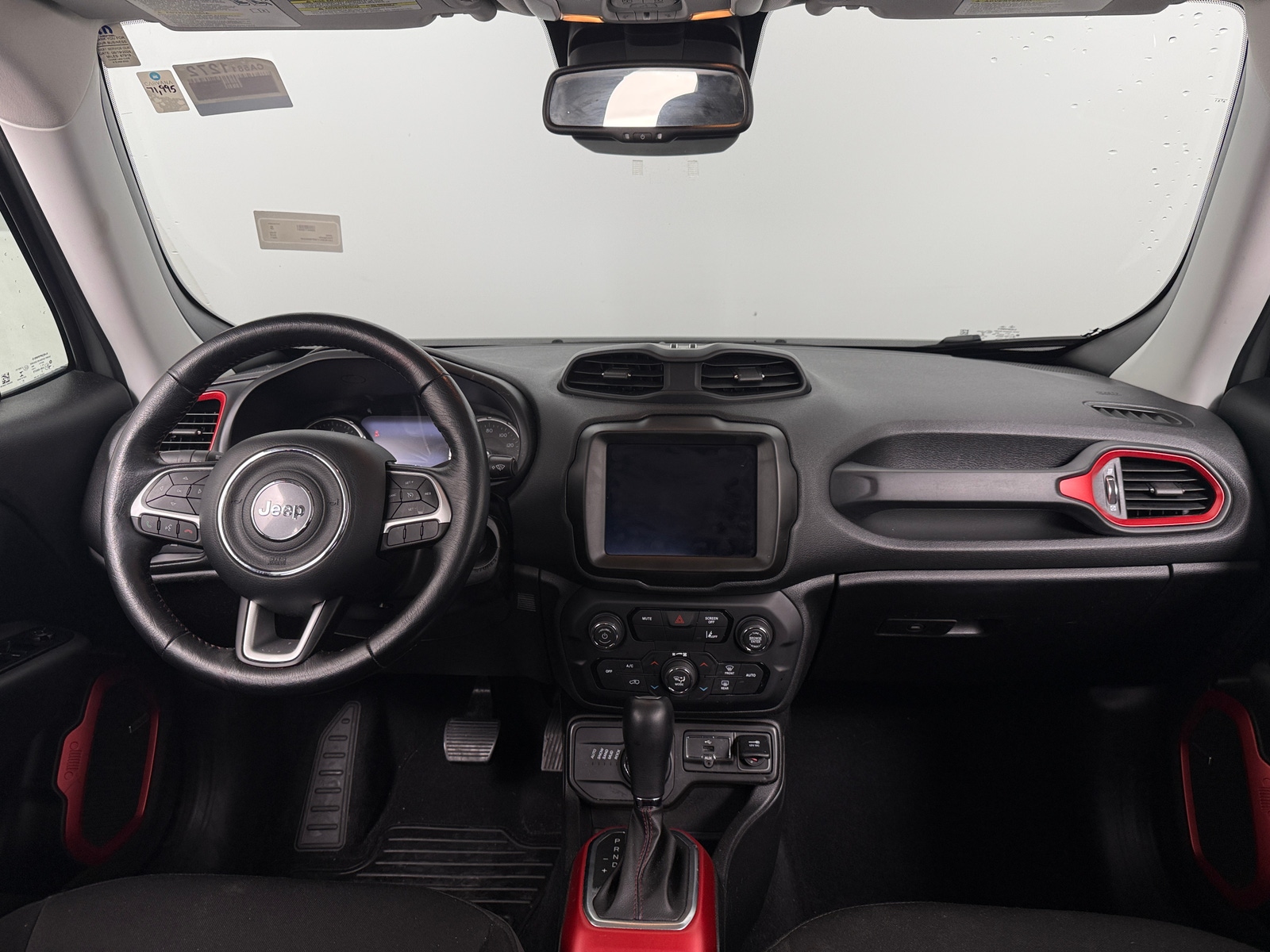 Thumbnail: 2021 Jeep Renegade - 3