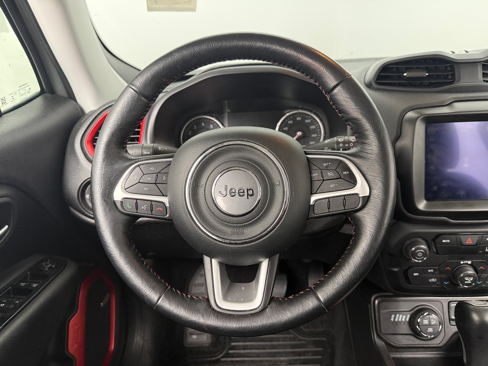Thumbnail: 2021 Jeep Renegade - 5
