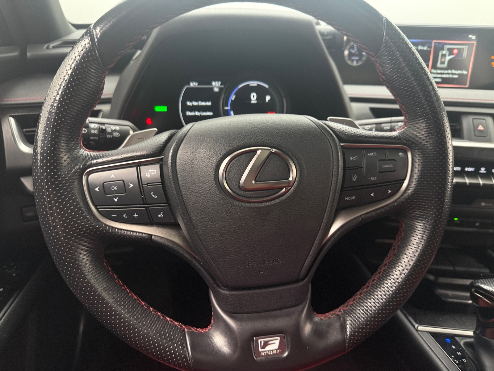 Thumbnail: 2020 Lexus UX - 4