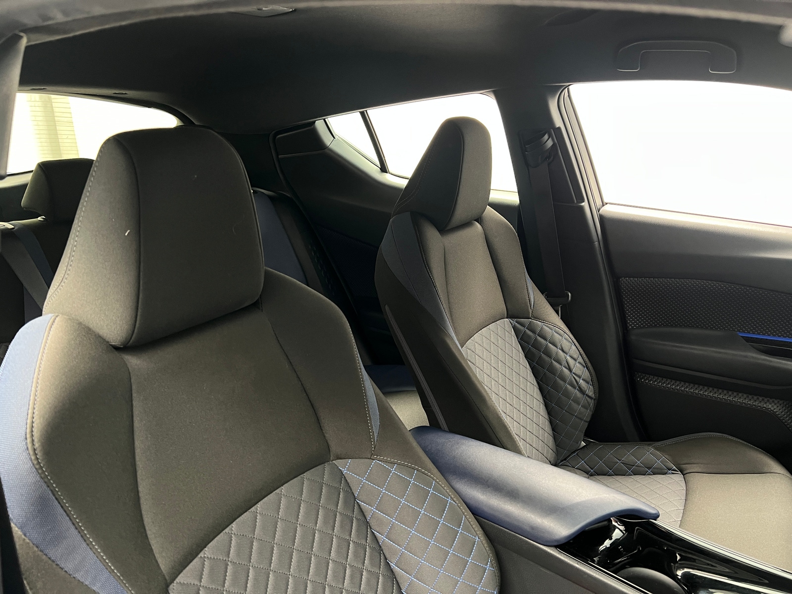 Thumbnail: 2020 Toyota C-HR - 2