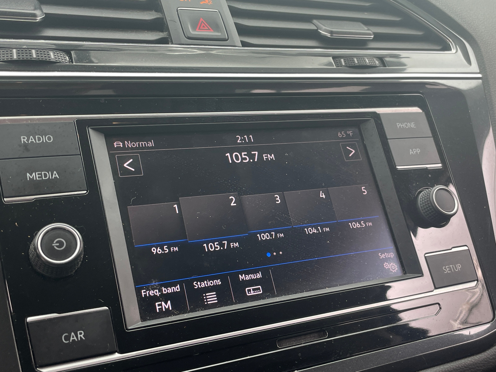 Thumbnail: 2018 Volkswagen Tiguan - 4