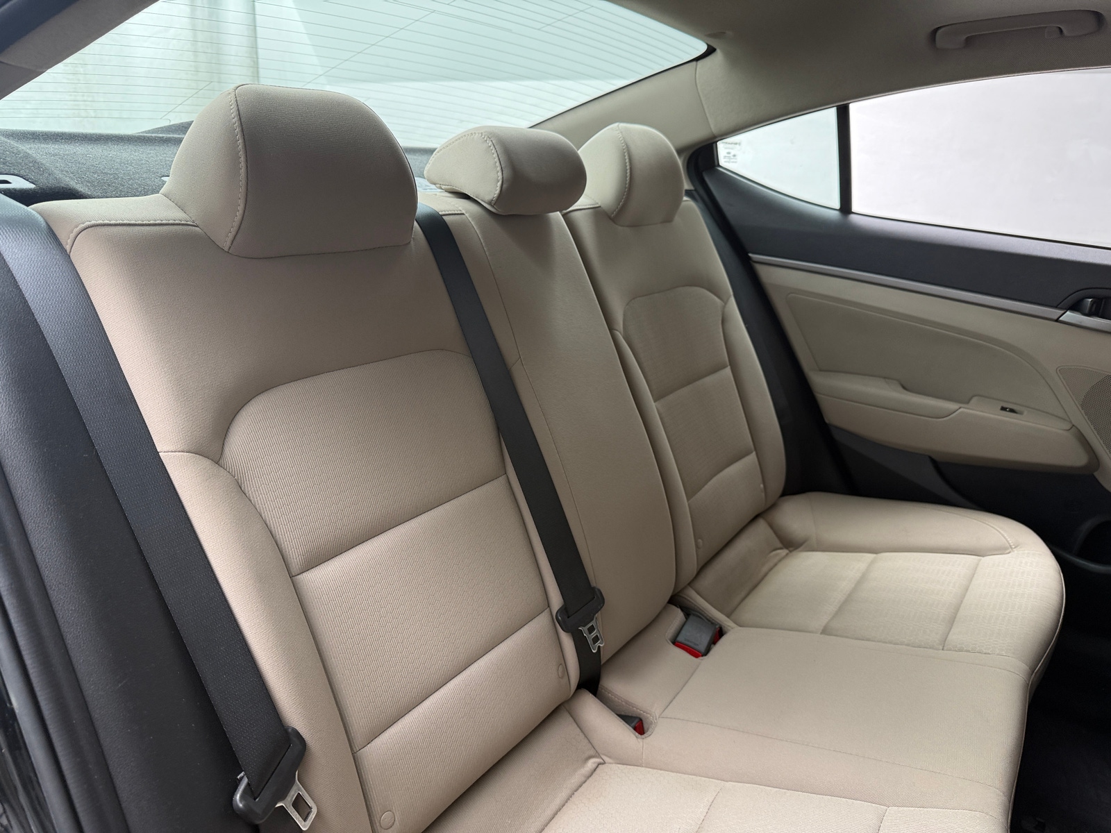 Thumbnail: 2017 Hyundai Elantra - 6