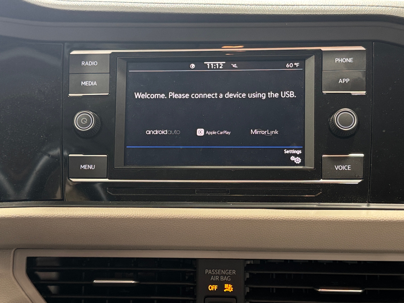 Thumbnail: 2023 Volkswagen Jetta - 3