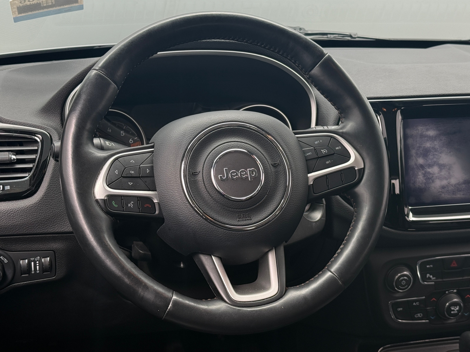 Thumbnail: 2018 Jeep Compass - 4