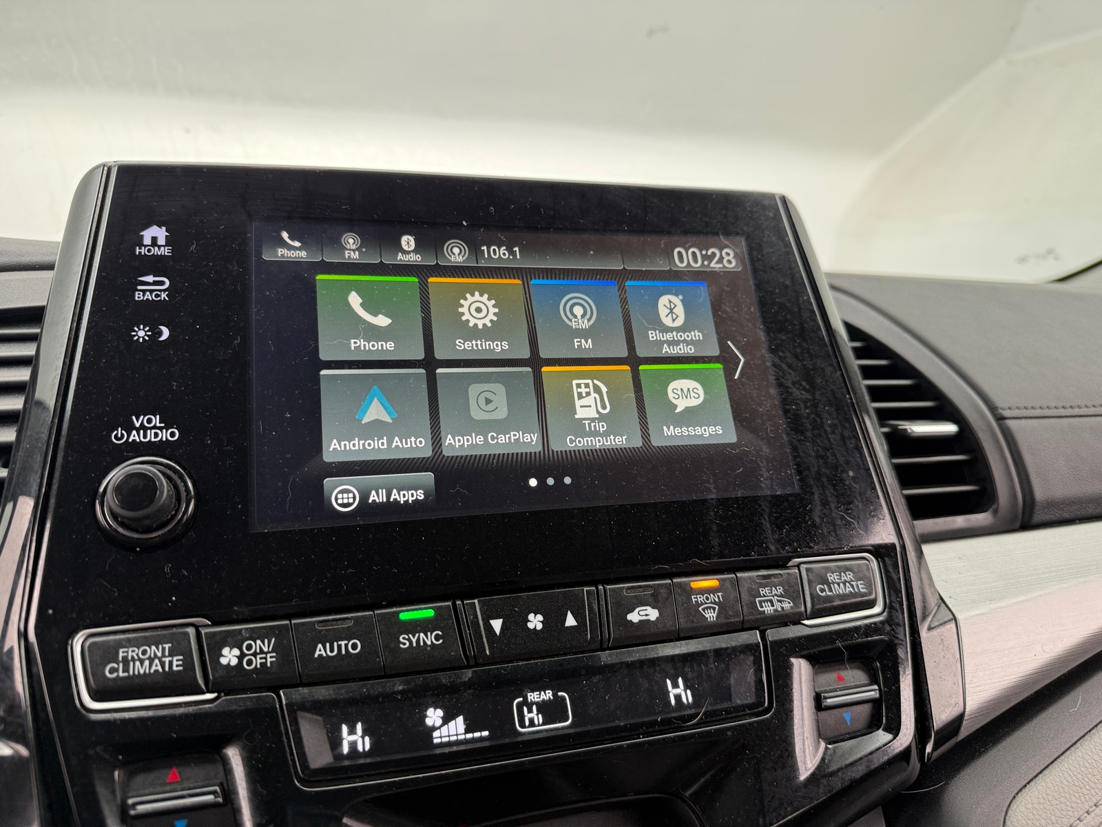 Thumbnail: 2018 Honda Odyssey - 4