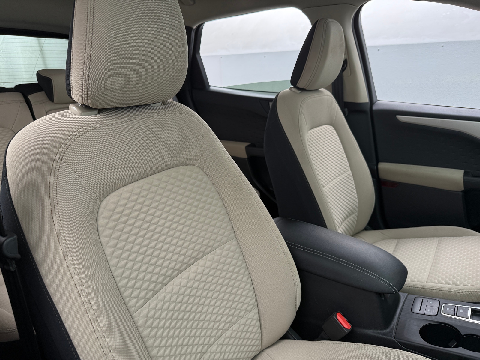 Thumbnail: 2020 Ford Escape - 2