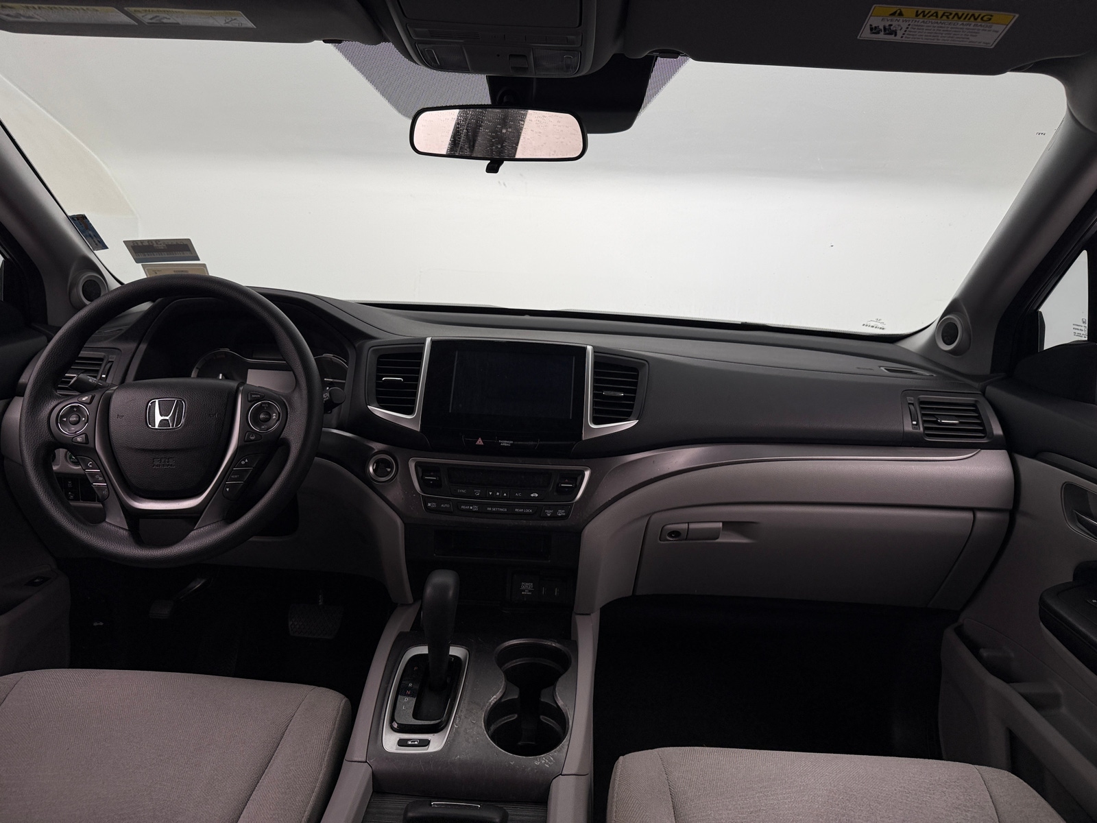 Thumbnail: 2017 Honda Pilot - 3